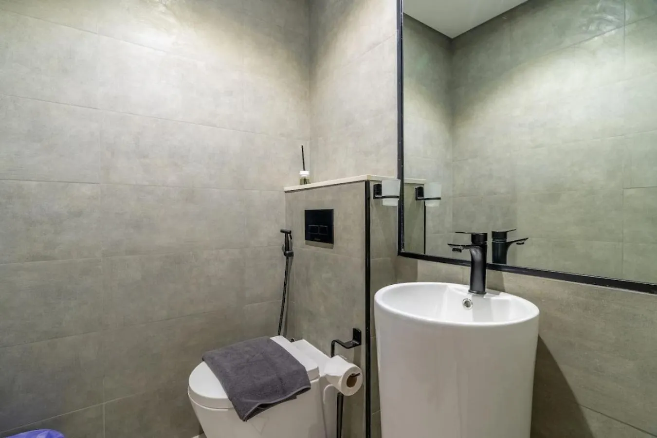Modern 1 Bedroom Oasis In The Heart Of Jvc Dubai Apartment