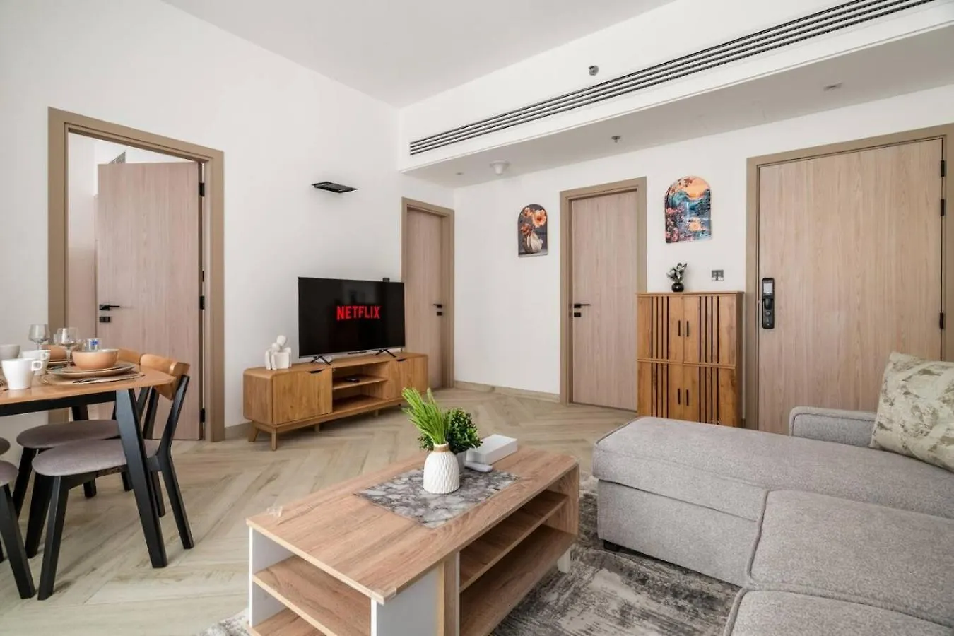 Modern 1 Bedroom Oasis In The Heart Of Jvc Dubai Apartment